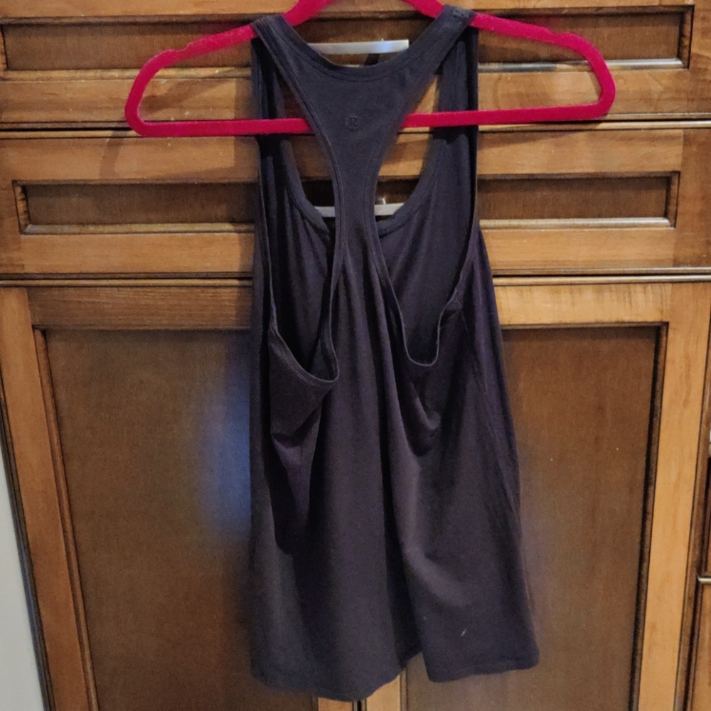 Lululemon Yogi Racerback IV
Black - Picture 2 of 3